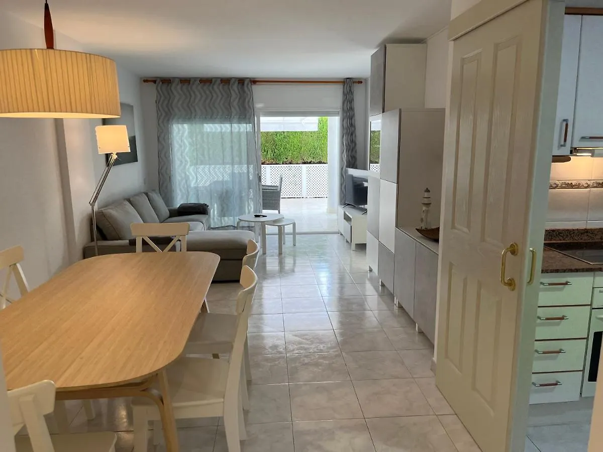 Amplio Apartamento Con Acceso Directo A Piscina Platja d'Aro 0*,  Spain