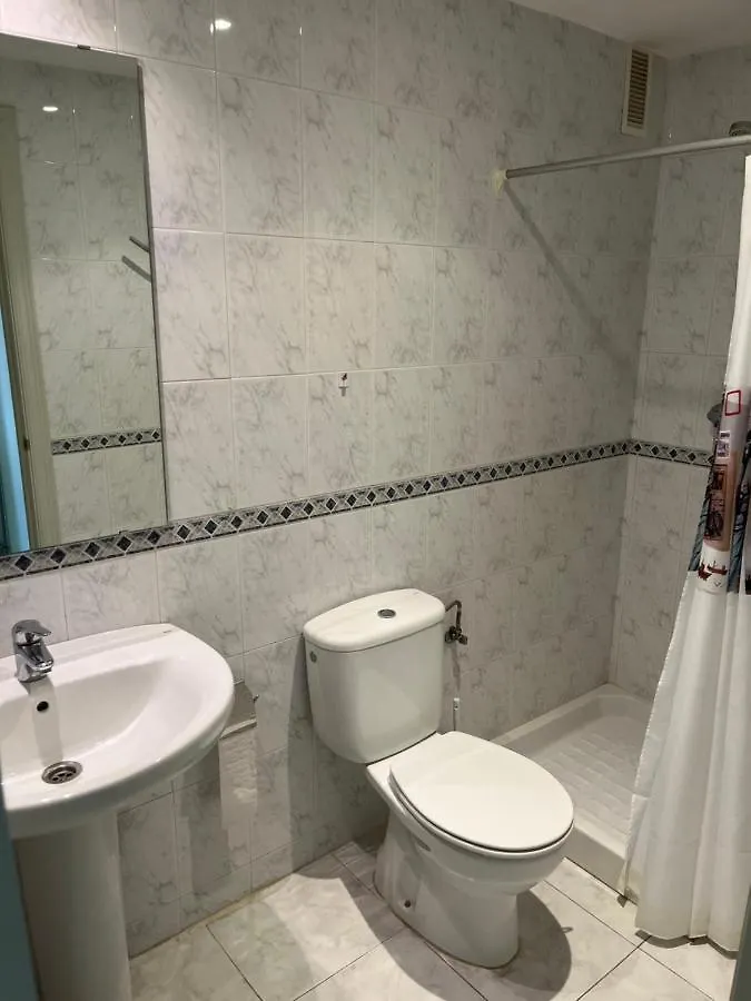Amplio Apartamento Con Acceso Directo A Piscina Platja d'Aro Spain